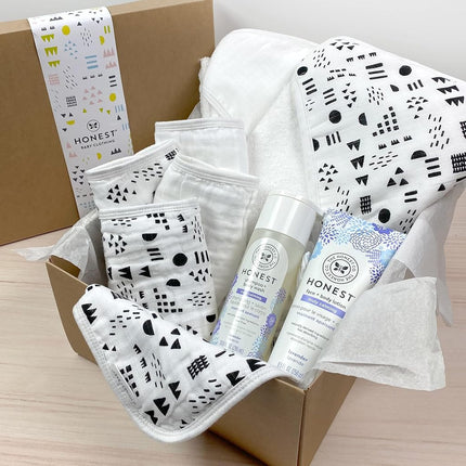 HonestBaby Baby 9-Piece Bubbles and Cuddles 100% Organic Cotton Gift Set Bath and Lotion, Pattern Play, One Size