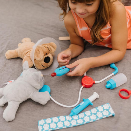 Melissa & Doug Pet Vet Set | Animal Care Kit for Kids, Doctor Role Play Toys for Children | Age 3+