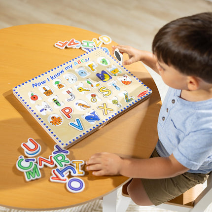 Rompecabezas de sonidos del abecedario Melissa & Doug - Rompecabezas de madera con efectos de sonido (26 piezas)