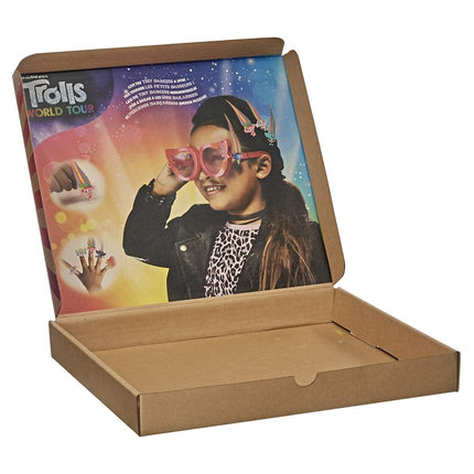 DreamWorks Trolls World Tour Tiny Dancers Rainbow Edition Pack with 12 Tiny Dancers Figures, 4 sunglasses, 10 small rings, 10 barrettes, Toy for Kids 4 and Up - Amazon Exclusive