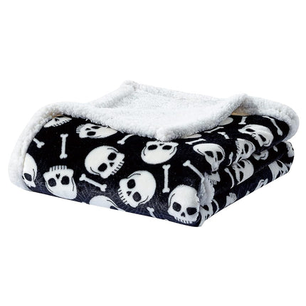 Elegant Comfort Reversible, Printed Sherpa Throw Blanket, All-Season Blanket- Super Soft, Cozy and Plush- Decorative Throw, Perfect for Lounging, 50 x 60 inches, Skull & Bones, Sherpa Throw Blanket