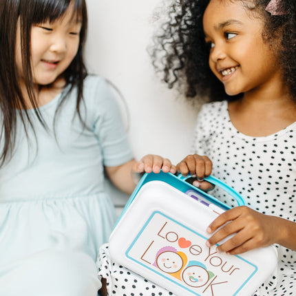Melissa And Doug Adorable Kit de Maquillaje de Juego "Love Your Look"