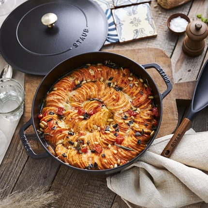 Staub 40511 472/0 with Chistera 28 cm Cast Iron Black