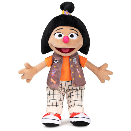 GUND Sesame Street Official Ji-Young Plush Premium Plush Doll for Children 1 and Above, 33 cm