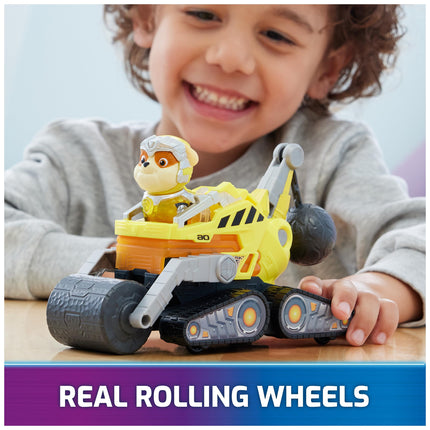 La Patrulla Canina: La súper película, Camión de juguete de construcción con figura de acción Rubble de los Mighty Pups, luces y sonidos, juguetes para niños y niñas de 3 años en adelante