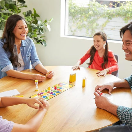 Mattel Games Pictionary Classic Board Game of Drawing & Guessing for Families & Game Night, Team Play with Unique Catch-All Category for Players 8+ Years