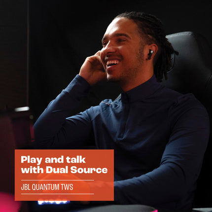 Auriculares intraaurales inalámbricos JBL Quantum TWS con cancelación de ruido para juegos