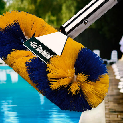 Cepillo para piscina GoRound 360 Pro de 12 pulgadas