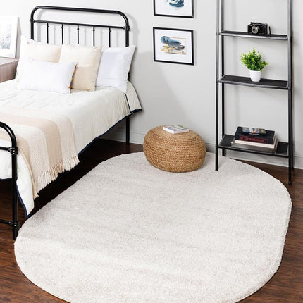Unique Loom Solo Collection Area Rug - Calabasas (3' 3" x 5' 3" Oval, Ivory)