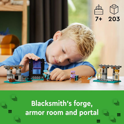 LEGO Minecraft The Armoury Toy - incl. a Nether Portal, plus Alex & Armoursmith Figures with a Golden Axe, Swords & Shield Accessories - Gaming gift for 7+ Year Old Boys & Girls - 21252