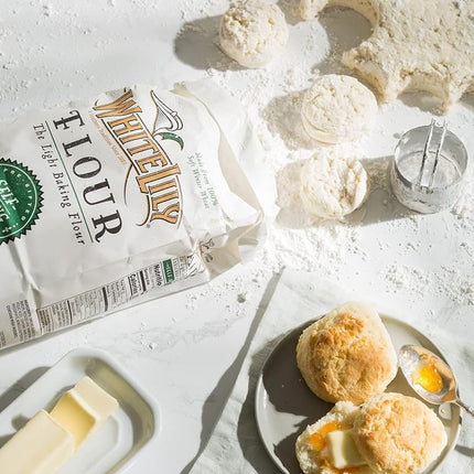 White Lily Self Rising Flour, 5-lb Bag by White Lily