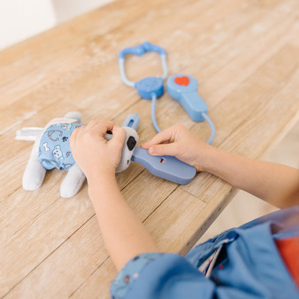 Melissa & Doug Veterinarian Role-Play Costume Set (Frustration-Free Packaging)