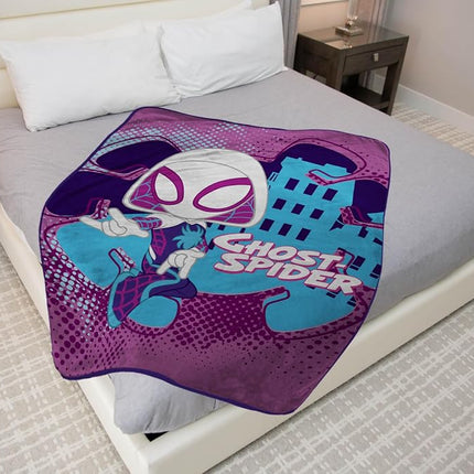 Couverture polaire Marvel Spidey et ses amis extraordinaires Ghost Spider – Mesure 117 x 152 cm, literie pour enfants avec Gwen Stacy – Polaire super douce résistante à la décoloration (produit officiel Marvel)