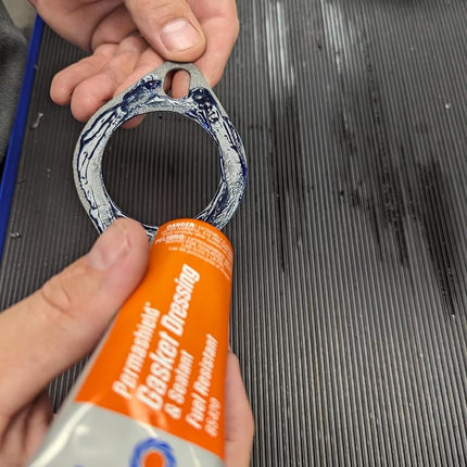 Permatex 85420 Permashield Fuel Resistant Gasket Dressing and Flange Sealant 59 ml