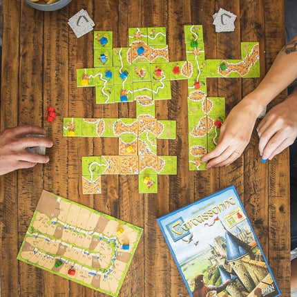 Z-Man Games | Carcassonne Board Game - Build Your Medival Landscape in this Modern Masterpiece | Simple to Learn, Deep Strategy & Endless Replayability | 2–5 Players, Ages 7+, 45 MinutesPlaytime