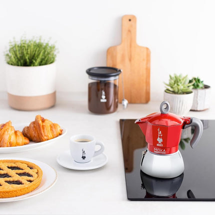 Bialetti New Moka Induction InBialetti Moka Induction Stovetop Coffee Maker (3 cup) - Redduction Coffee Pot, 4 Cups, 150 ml, Aluminium, Red