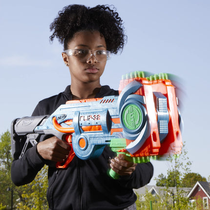 Lanzador NERF Elite 2.0 Flipshots Flip-32 con 32 cañones que giran para duplicar tu potencia de fuego, capacidad para 32 dardos, 32 dardos Elite