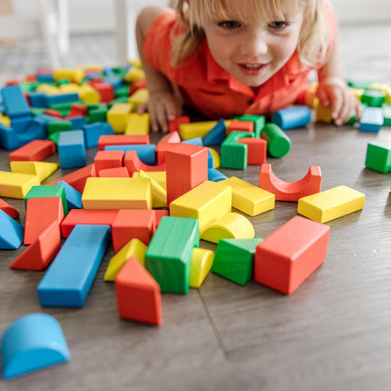 Juego de bloques de construcción de madera Melissa & Doug - 200 bloques en 4 colores y 9 formas (embalaje de comercio electrónico)