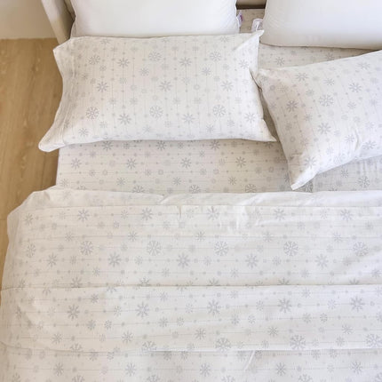 Elegant Comfort Ultra Soft 4-Piece 100% Turkish Cotton Flannel Sheet Set - Holiday Christmas Flannel Sheets, Warm and Cozy Premium Quality, Deep Pocket Fitted Sheet- Queen, Snowflake Ivory