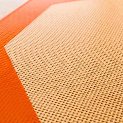 Silpat Non-Stick Silicone Microwave Baking Mat Reusable, Durable, Heat Resistant, Professional Grade, Flexible Cooking Sheet Perfect For Microwave Ovens, Octagon (26 cm)
