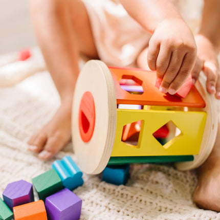 Melissa & Doug Match and Roll Clasificador de formas