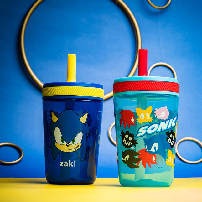 Vasos Kelso de Zak Designs de Sonic The Hedgehog para niños pequeños, para viajes o el hogar, paquete de 2 vasos pitillo de plástico duradero de 15 oz con diseño a prueba de fugas, perfectos para niños (Sonic)