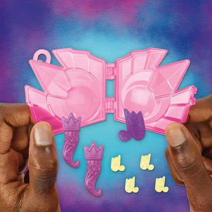 My Little Pony: Make Your Mark Toy Cutie Mark Magic Princess Pipp Petals - 3-Inch Hoof to Heart Pony with Surprise Accessories, Age 5 and Up