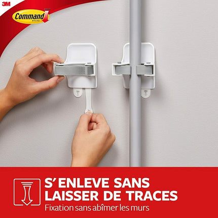 Command Broom Holder, 1 Hook and 2 Adhesive Strips - for Hanging Brooms, Brushes and Mops - Organise Without Damage - Holds up to 1.8 kg