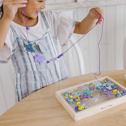 Melissa & Doug Created by Me! Butterfly Beads Wooden Bead Kit, 150+ Beads for Jewellery-Making