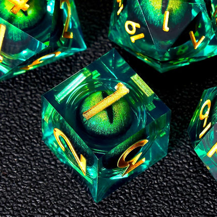 Beholder's Dragon Eye DND Dice Set,Sharp Edge Liquid Core Resin Handmade Dice with Gift Box 7 PCS for Role Playing Dungeons and Dragons Ttrpg(Green Dargon Eye)