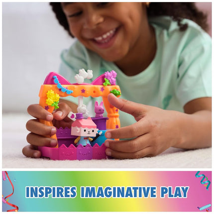 Gabby’s Dollhouse, Baby Box Talent Show Balcony Playset, 8-Pcs with Toy Figures, Doll’s House Accessories and Sensory Play, Kids’ Toys for Girls and Boys 3+