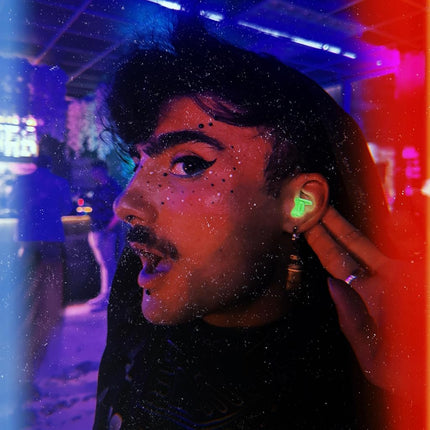 Eargasm Afterglow Earplugs for Smaller Ears - Luminous Earplugs for Concerts, Music Festivals, Musicians and Nightlife - Reusable Hearing Protection with Noise Reduction Up to 21dB
