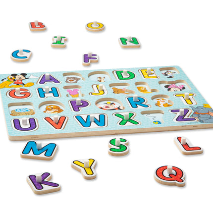 Puzle de clavijas de madera del abecedario de los clásicos de Disney de Melissa & Doug