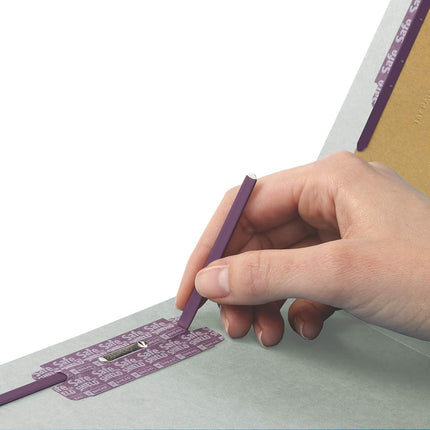 Carpeta de clasificación Smead de cartulina 100% reciclada con pestañas finales y sujetadores SafeSHIELD, 1 divisor, expansión de 5 cm, tamaño carta, gris/verde, 10 por caja (26800)