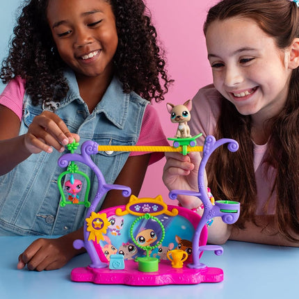 Littlest Pet Shop Pets Got Talent Playset | LPS Playset With 2 Exclusive Pet Mini Figures 5 Accessories 1 Collector Card And 1 Virtual Code | Animal Collectable Kids Toys For Girls And Boys