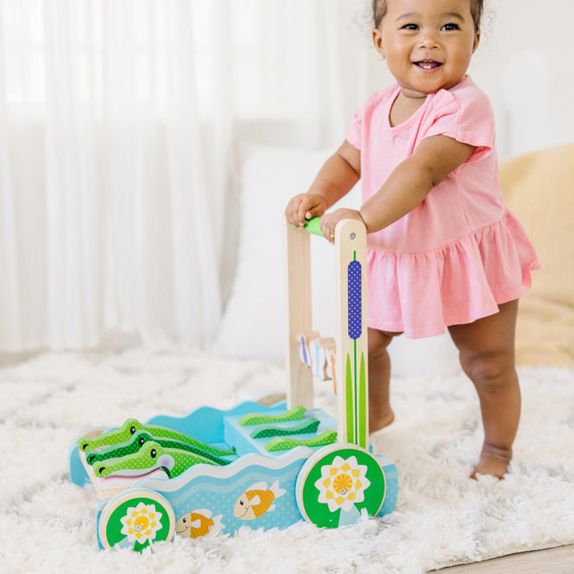 Melissa & Doug First Play Chomp & Clack Alligator Push Toy (Developmental Toy, 15" H X 15" W X 11.75" L) (Colors may vary)