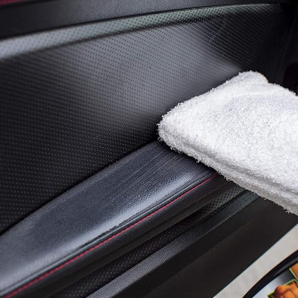 Meguiar's Microfiber Wash Mitt, Super-Thick, Reusable Wash Mitt for Ultimate Finish, Safe on Clear Coats, Leaving You with A Show Car Finish, 1 Pack - X3002