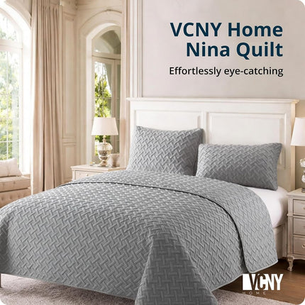 VCNY Home Super Soft Reversible Bedding Set with Matching Shams, Seasons, Microfiber, Nina Grey, Twin