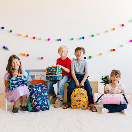 Tapis de sieste matelassé Wildkin pour enfants – Microfibre douce avec oreiller et sangles élastiques pour l'école et les voyages – En cours de construction