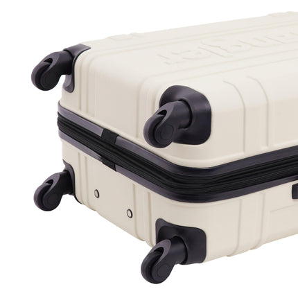 Juego de maletas Wrangler Astral Travel de 3 piezas, color Niebla