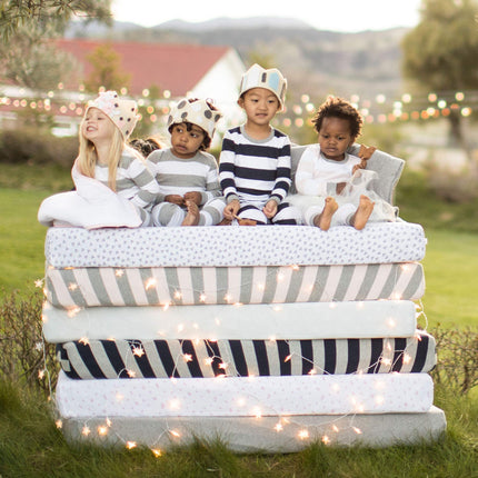 Sábana ajustable de algodón orgánico esencial para cuna de Burt's Bees Baby, transpirable para cunas estándar y colchones para niños pequeños (niño/niña)