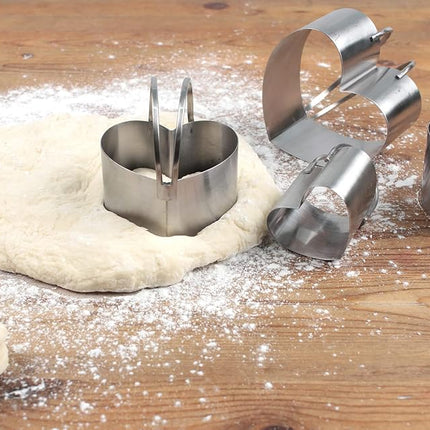 RSVP International Endurance Heart Shape Biscuit Cutters - Stainless Steel, Set of 4 | Nest for Easy Storage | for Cutting Thick or Thin Dough | Professional | Dishwasher Safe