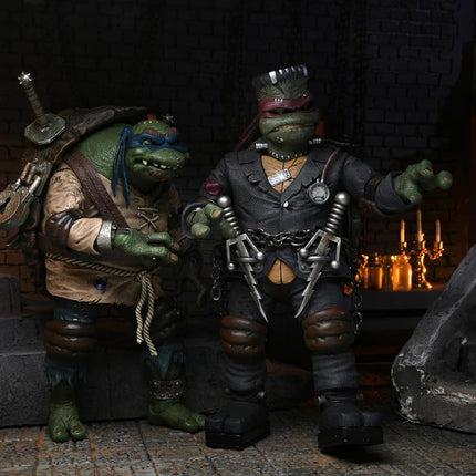 NECA Official Universal Monsters vs Teenage Mutant Ninja Turtle Leonardo As Hunchback Ult 7" Action Figure