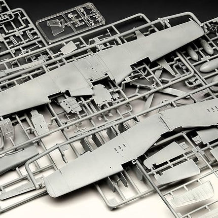 Revell 03944 P-51D-5NA Mustang (early version) 1:32 Scale Unbuilt/Unpainted Plastic Model Kit