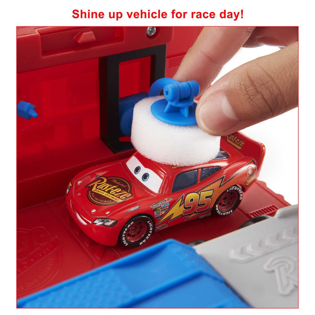 Mattel Disney and Pixar Cars Transforming Mack Playset