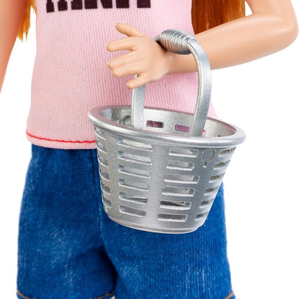 Barbie FXP15 Chicken Farmer Doll, Red Hair and Playset with Henhouse, Chickens and More Multicoloured FXP15