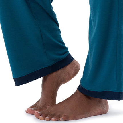 Fruit of the Loom Women's Short Sleeve Tee and Pant 2 Piece Sleep Pajama Set, Turquoise, L