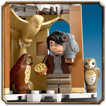 LEGO® Harry Potter™ Hogwarts™ Castle Owlery 76430, Fantasy Toy for Kids, Animal Adventure Playset, Includes 3 Characters, Wizarding World Toy Set for Girls, Boys and Any Fan Aged 8 Plus