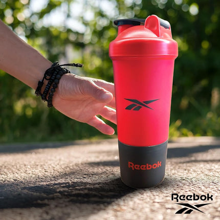 Vaso mezclador Reebok - 500ml, rojo, plástico, sin BPA - Coctelera de proteínas, para gimnasio, correr, senderismo - Apto para lavavajillas