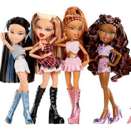 Bratz Pop Starz Sasha - Fashion Doll with Collectable Charm, Outfit and Music Accessories, Purple